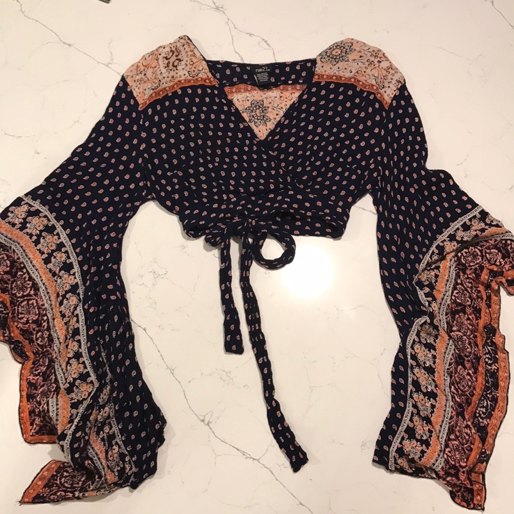 Crop Top with bell sleeves